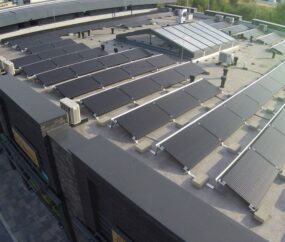 panele fotowoltaiczne na dachu -realizacja