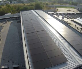 panele fotowoltaiczne na dachu