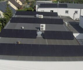 panele fotowoltaiczne na dachu