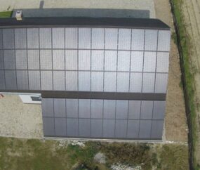 panele fotowoltaiczne na dachu